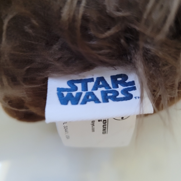Needs to go! Underground toys Star Wars Talking Chewbacca Plush - Picture 6 of 7